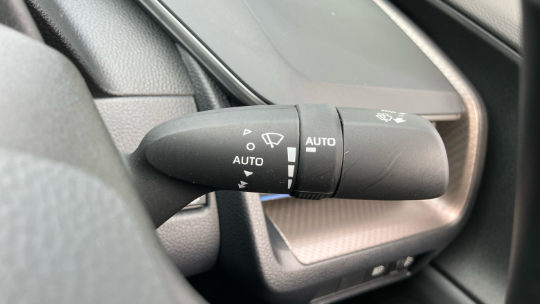 Toyota Prius 2.0 PHEV Design 5dr CVT Hatchback